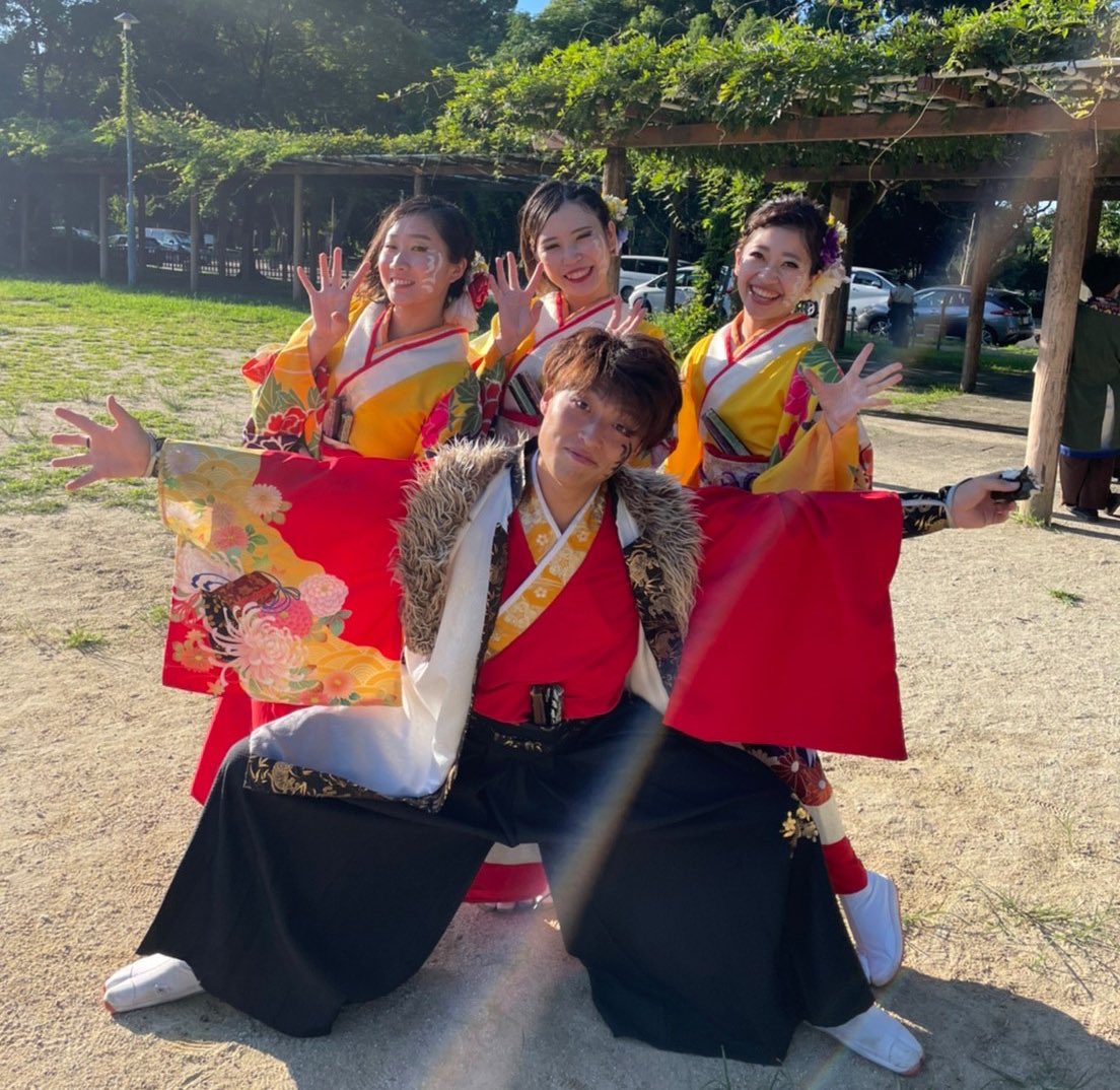 mi_cho0129's tweet photo. どまつり、敢闘賞。ありがとうございます！
しばらく踊り子を離れることになりました。4年間傾起のメンバーとしてみんなと一緒に踊れたことが凄く楽しく幸せでした。本当にありがとうございました。
これからも傾起の作品やメンバーのみんなが大好きです。離れてる間はお客さんとして応援してます。 https://t.co/IZROeiLyAq