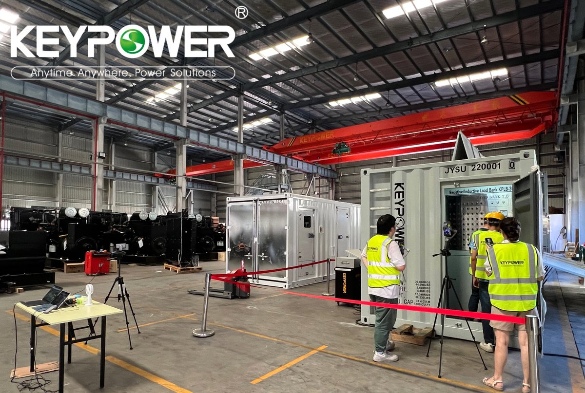 Keypower_Genera's tweet photo. Live broadcasting our 3000kW Load Bank FAT test for our client in Philippines.
We offer load bank from 100kW - 5MW. Contact us if you are in need of the professional power source test equipment. #keypower #loadbank https://t.co/5sPSCjUcm9