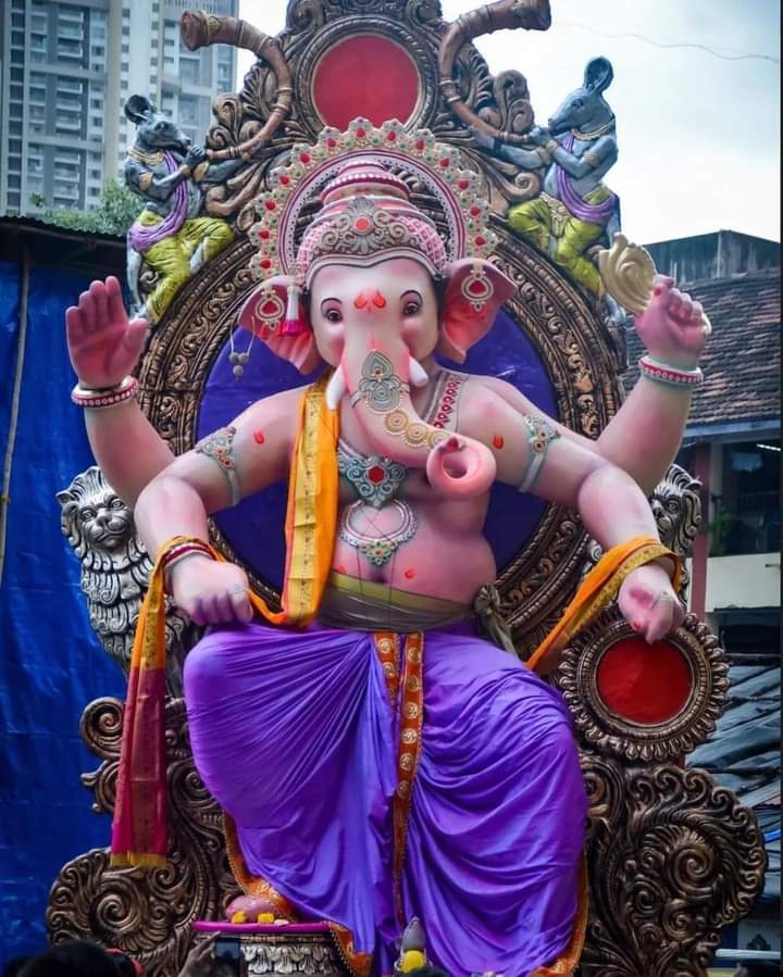 🙏This Ganesh Chaturthi I pray that the Lord blesses you with good luck happiness good health wealth and wisdom Happy Ganesh Chaturthi to Everyone 🙏 @MinhasNishu @SunilShuklaAdv2 @GemsofMenToo @Vineet0021 @Sanjubhojrawat @RamnivasRaman @DeepakA09356860