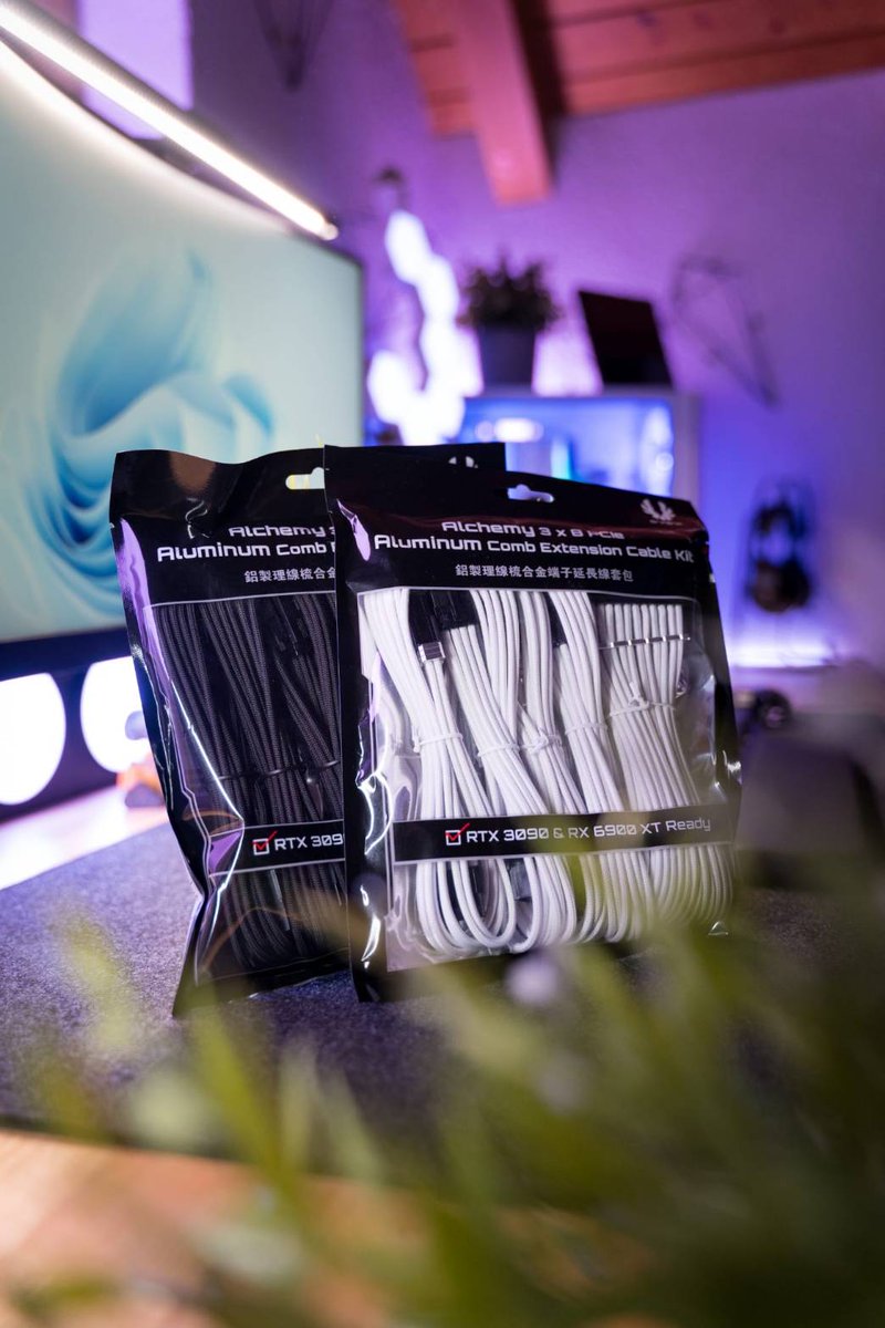 BitFenix's tweet image. Alchemy 3 x 8PCIe Aluminum Comb Extension Cable Kit
 
pcmr_setup

Precision Molded Connectors
PCI-E Cable with High Current Alloy Terminals

Check it here now: bitfenixshop.us/product-catego…

#BitFenix #Alchemy #ExtensionCables #pc #pcgaming #pcgamer #pcbuild #gamingsetup #gamingpc