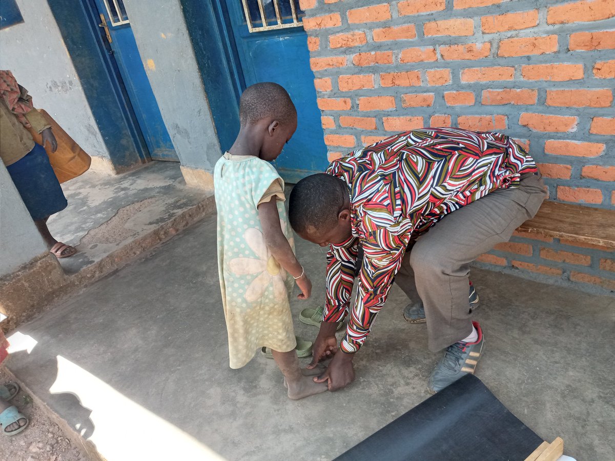 nyakanathan's tweet photo. During #Mentorship on #NutritionInterventions in the community in @KarongiDistr. #CommunityHealthWorkers are working tirelessly to early prevent, detect &amp; manage both #Stunting &amp; #AcuteMalnutrition regardless of the challenges they're facing.💟 @MugoneroAdvent1 @RNSA_Imirire https://t.co/xkAXYj1aa5