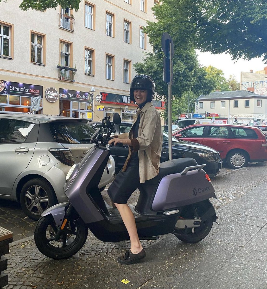 ridewithdance's tweet photo. Today is our "Danceversary"—one year since we launched our electric mobility subscription!
Since then, we've added two new products, grown our community in four additional cities, and had the best time with our hardworking team showing the world why they should #MoveWithDance💜 https://t.co/ByUR2BKrKk