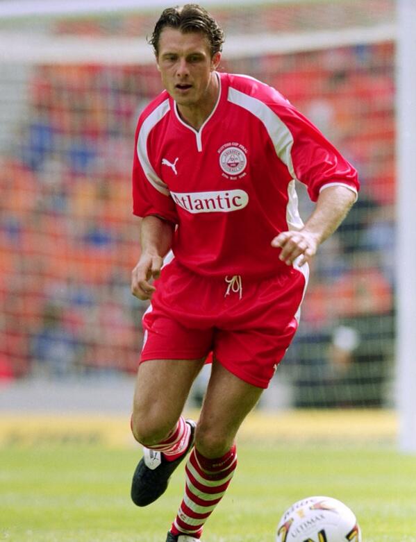 Happy birthday to <a href="/AberdeenFC/">Aberdeen FC</a> Former Player and Captain Derek Whyte. Have a great day Derek.