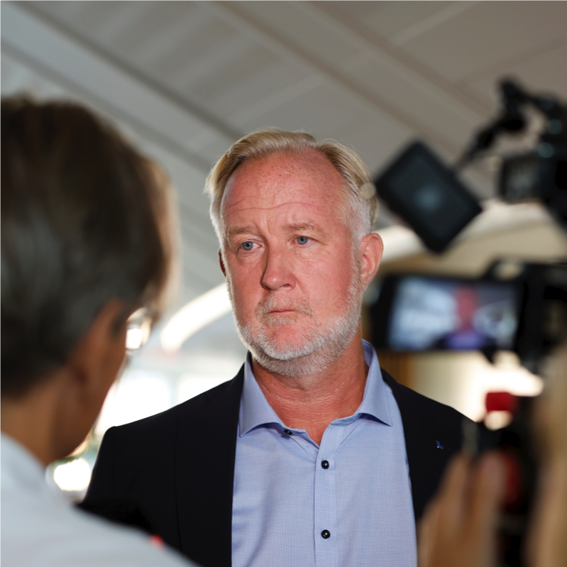 Johan Pehrson: ”Vi kommer aldrig släppa fram SD i en regering”
omni.se/johan-pehrson-…
<a href="/liberalerna/">Liberalerna</a> <a href="/JohanPehrson/">Johan Pehrson</a>