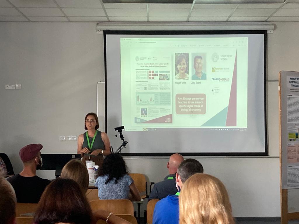 maja_funke's tweet photo. Greetings from ERIDOB conference at University of Cyprus! Yesterday I had the oppotunity to present a poster about pre-service teachers' beliefs on subject specific use of digital media in biology classrooms. 
#biology
#teachereducation
#digitalmedia https://t.co/Oi8tmDEEMn