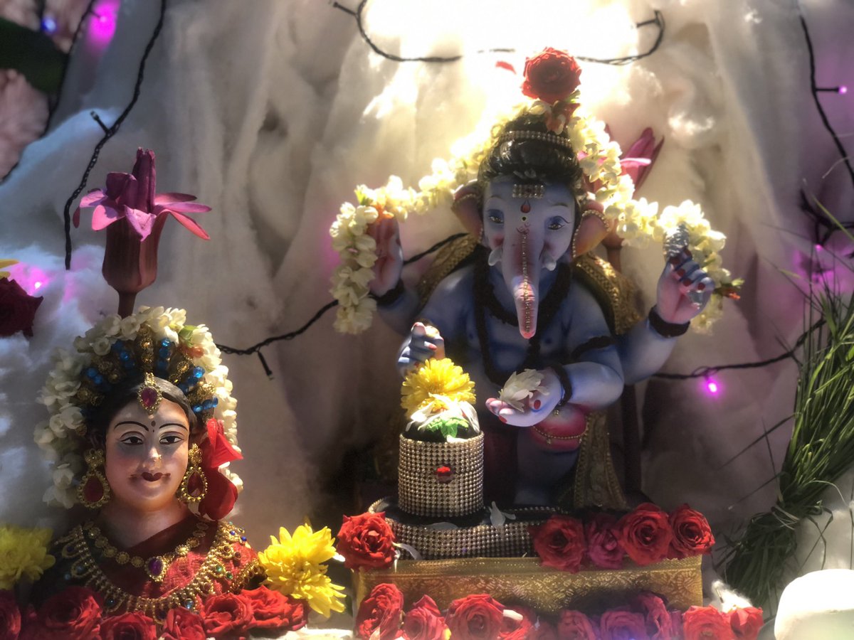 malipavangowda's tweet photo. Nam mane Ganesha Gowramma 💐💐🙏 #ganeshachaturthi #gowri #malipavangowda #yuvasene https://t.co/PTnMEPRSNF