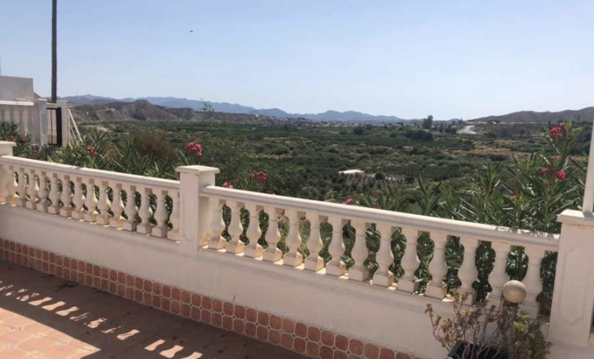 HouseSitMatch's tweet photo. NEW CHRISTMAS #housesit! π
#Catsitting 3 cats over #Christmas and New Year, 13th Dec-4th Jan, in #Arboleas, #Spain πͺπΈ
Beautiful detached 4-bed #villa with a log burner
Click here for more info: https://t.co/nG0jTZaw0c
#catsit #catsitter #catsitters #trustedpetsitters #petsit https://t.co/pyK61Eiz2I