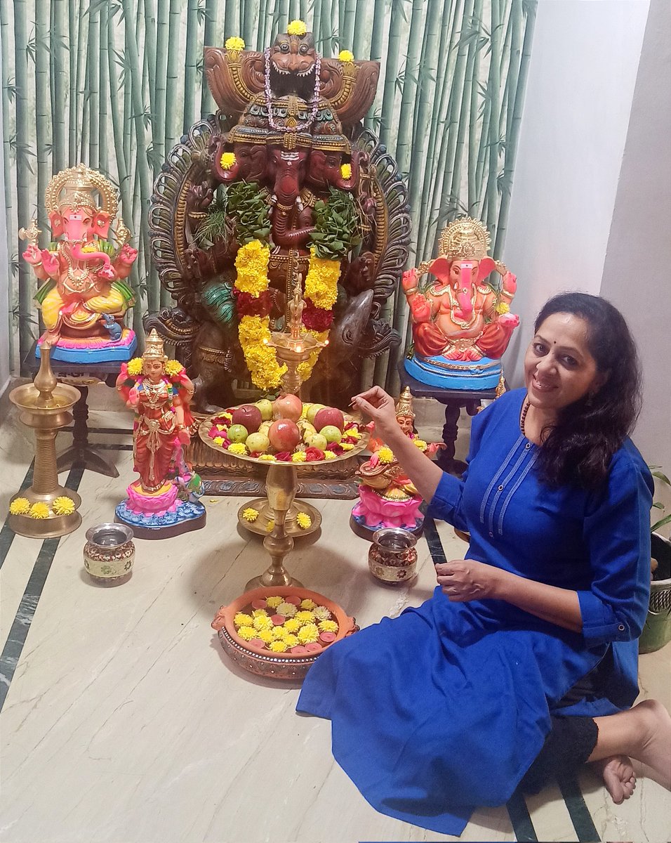 RedcarpetOffl's tweet photo. Happy Ganesh chathurthi  to all of you
#VinayagarChathurthi #VinayagarChaturthi https://t.co/1JbBpk3N6i