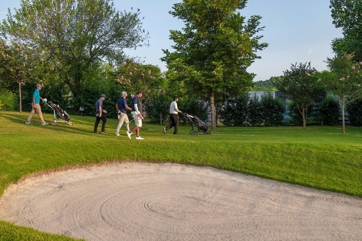 ImaratPK's tweet photo. Day 4 ⛳️

Highlights from the Golf Championship 2022, hosted by @golffloras2 at its project site - a golfer’s paradise in Bahria Garden City, Islamabad.

𝐓𝐡𝐞 𝐩𝐫𝐨𝐜𝐞𝐞𝐝𝐢𝐧𝐠𝐬 𝐰𝐢𝐥𝐥 𝐛𝐞 𝐝𝐨𝐧𝐚𝐭𝐞𝐝 𝐭𝐨 𝐟𝐥𝐨𝐨𝐝 𝐚𝐟𝐟𝐞𝐜𝐭𝐞𝐞𝐬.

#Golf #Islamabad #FloodRelief https://t.co/f1DPFCISff