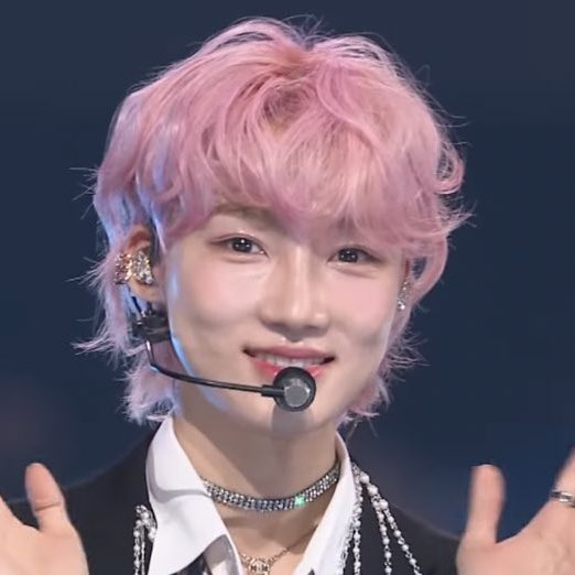 CHNFILES's tweet photo. Hi ! On this account I’ll be posting daily content about #THEBOYZ #더보이즈 and especially #CHANHEE #뉴 
— I’m looking for deobis who would be interested in that content :) https://t.co/DoMRQqeuVO