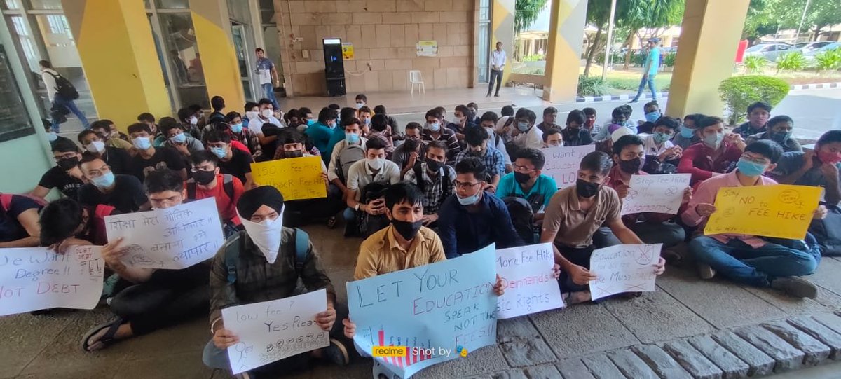 Irms_ese's tweet photo. Tuition fees for new https://t.co/QBXvLr7z2K students have been hiked by 150%.
@aajtak @ndtv
@iitdelhi
is unjustified #IITDStudentsAgainstFeeHike #IITDRollbackFeeHike #IITDStrikeForHike #HikeStipendNotFees #NoFeeHikeIITD
@EduMinOfIndia https://t.co/ltKUF06EwS