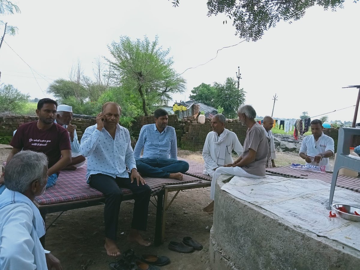 KunalChoudhary_'s tweet photo. आज कालापीपल के ग्राम पोचानेर में। https://t.co/4KyvJ6WIR1