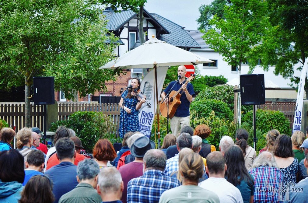Upcoming gigs! ❤️🎶

03.09. Einsiedel - Folklorum Festival
01.10. Hamminkeln - Ringenberg Castle
08.10. Berlin - Böse Buben Bar
09.10. Hameln - Sumpfblume
10.10. Steinhude - Filou
22.10. Bad Wildungen - Guitar Festival 

11-12.11. Healesville Music Festival
📸 Flo Hessler