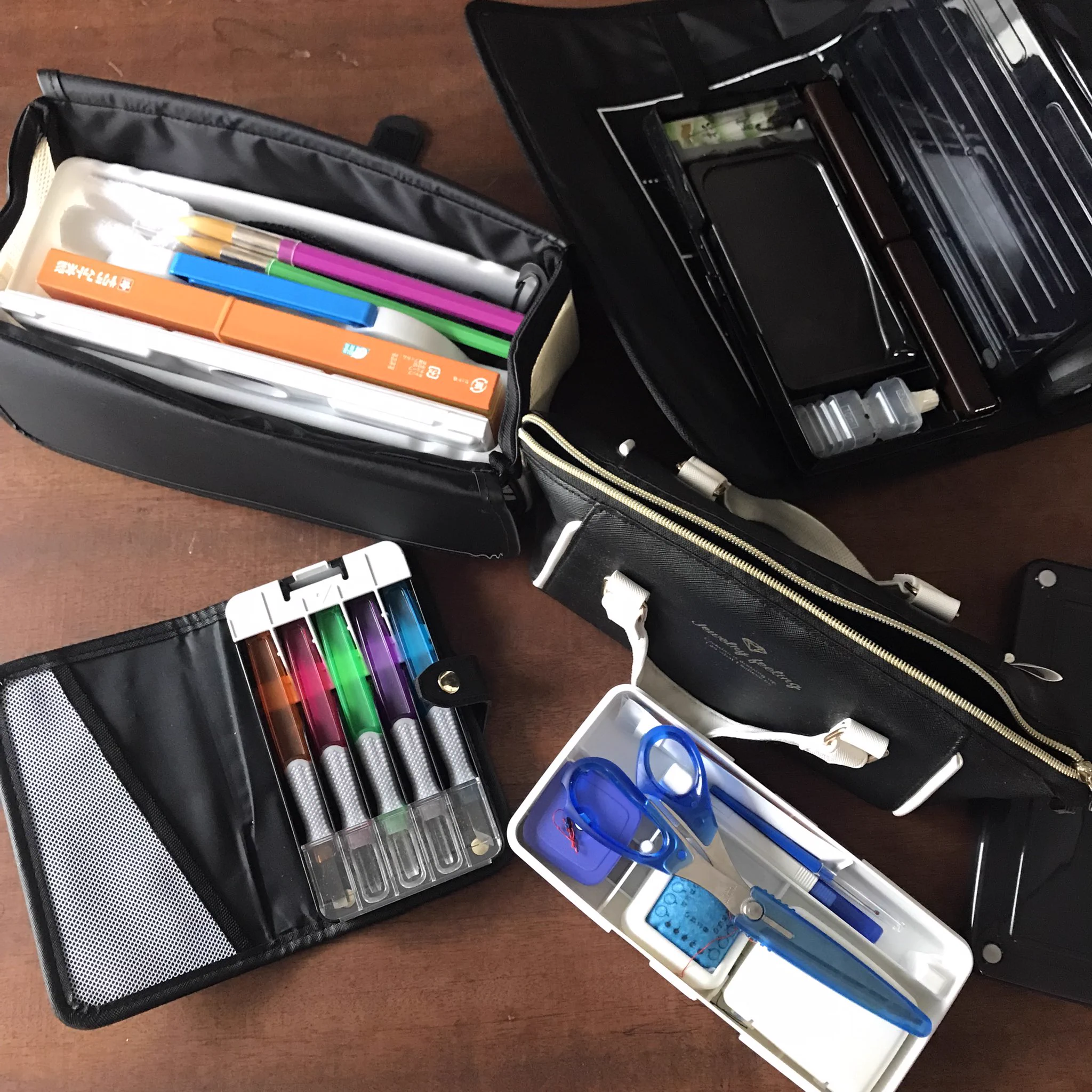 そうとは見えない！いまどきの裁縫セットや絵の具セットがおしゃれ！