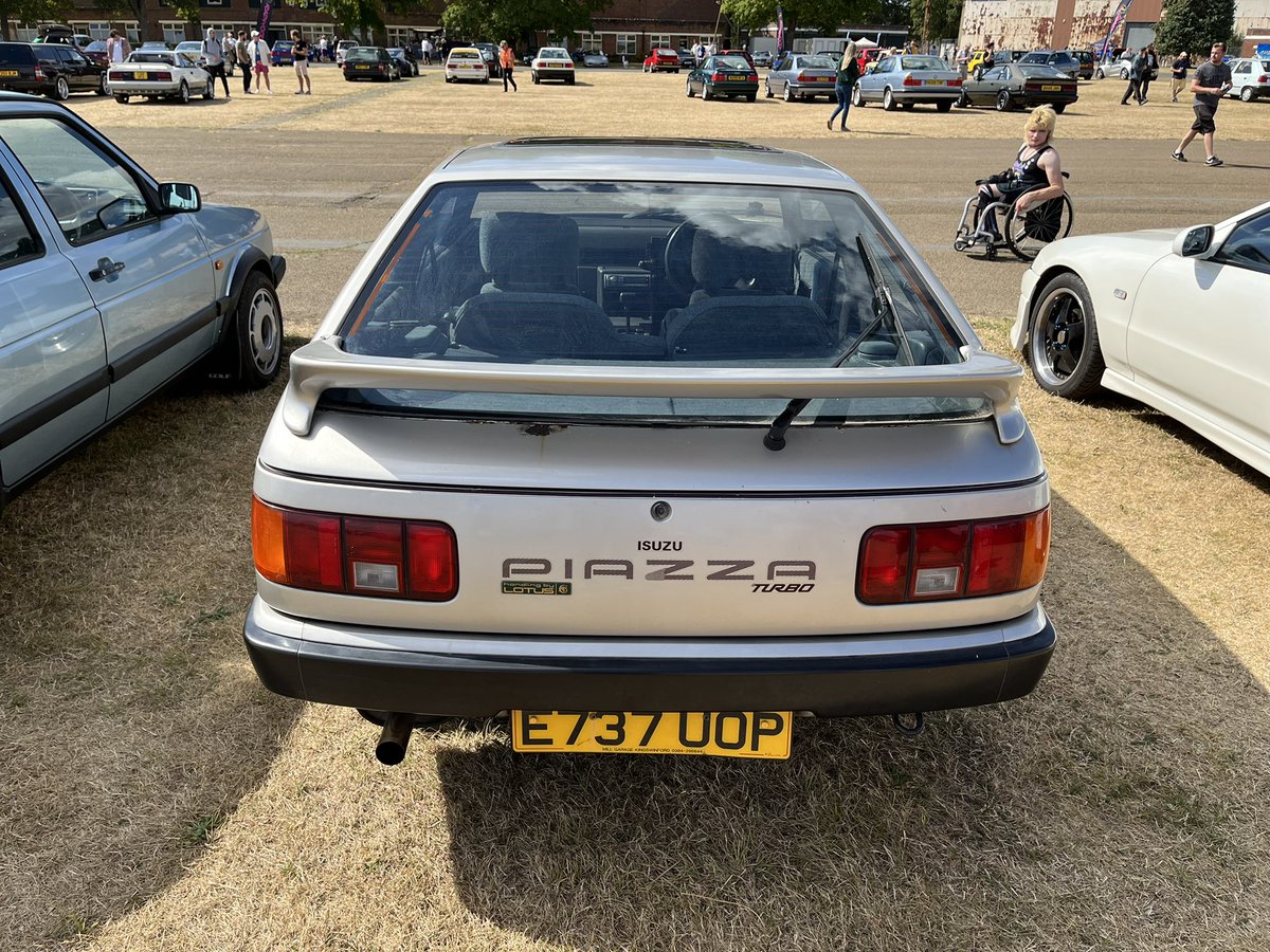 pumadale's tweet photo. @joncoupland That very car was at Radwood 

There were a couple of lads discussing how they hadn’t heard of it https://t.co/101hdNsyY0