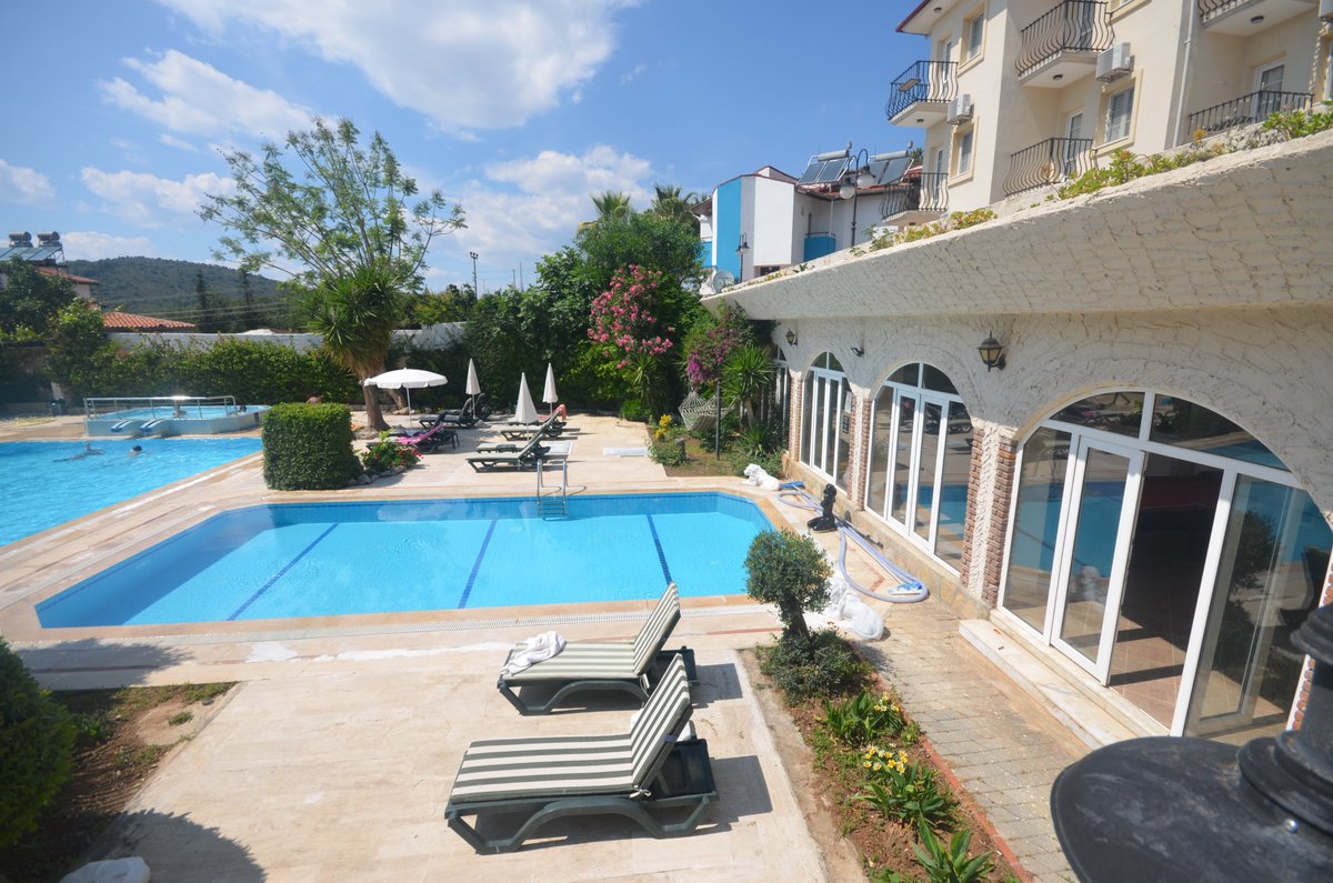SelectTurkey's tweet photo. *SPACIOUS APARTMENT WITH SCOPE FOR EXTENDING*

1 Bedroom Apartment in Ovacık

Price:£69,000

#RealEstate #oludeniz #forsale #fethiyeproperty #realestatefethiye #oludenizproperty #propertyturkey #fethiye #calis #aplaceinthesun #rightmove #fethiyeölüdeniz #fethiyevilla https://t.co/9iEgz4ANRZ