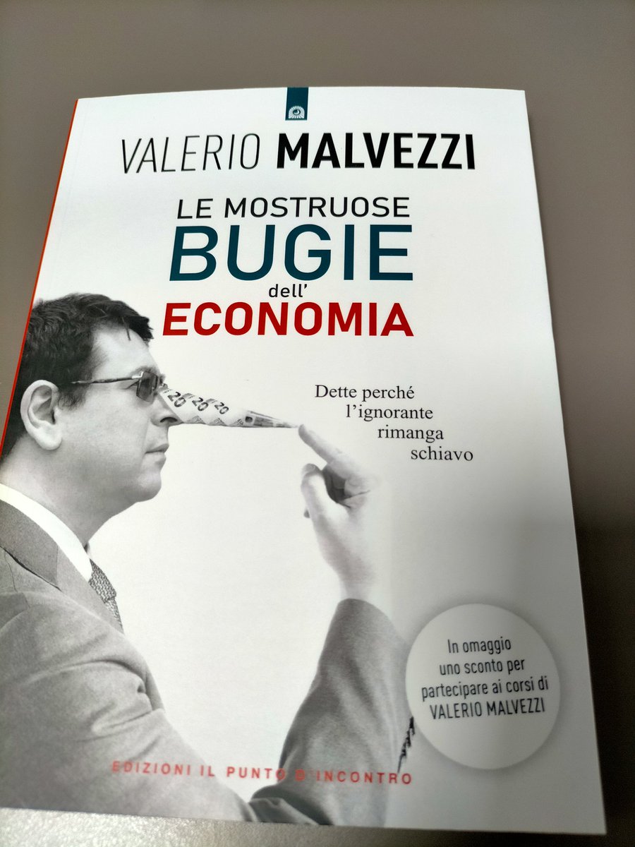 ElisaconlaL's tweet photo. La mia collega si è presa questo libro in edizione duble face di #Malvezzi.🤩🤩 Alla 1a pagina c'è scritto quello che ho detto ieri ad una collega20enne: in Italia c'è stato un tempo non lontano in cui se perdevi il lavoro ne trovavi un altro il giorno dopo. https://t.co/pGYMR7Ak52
