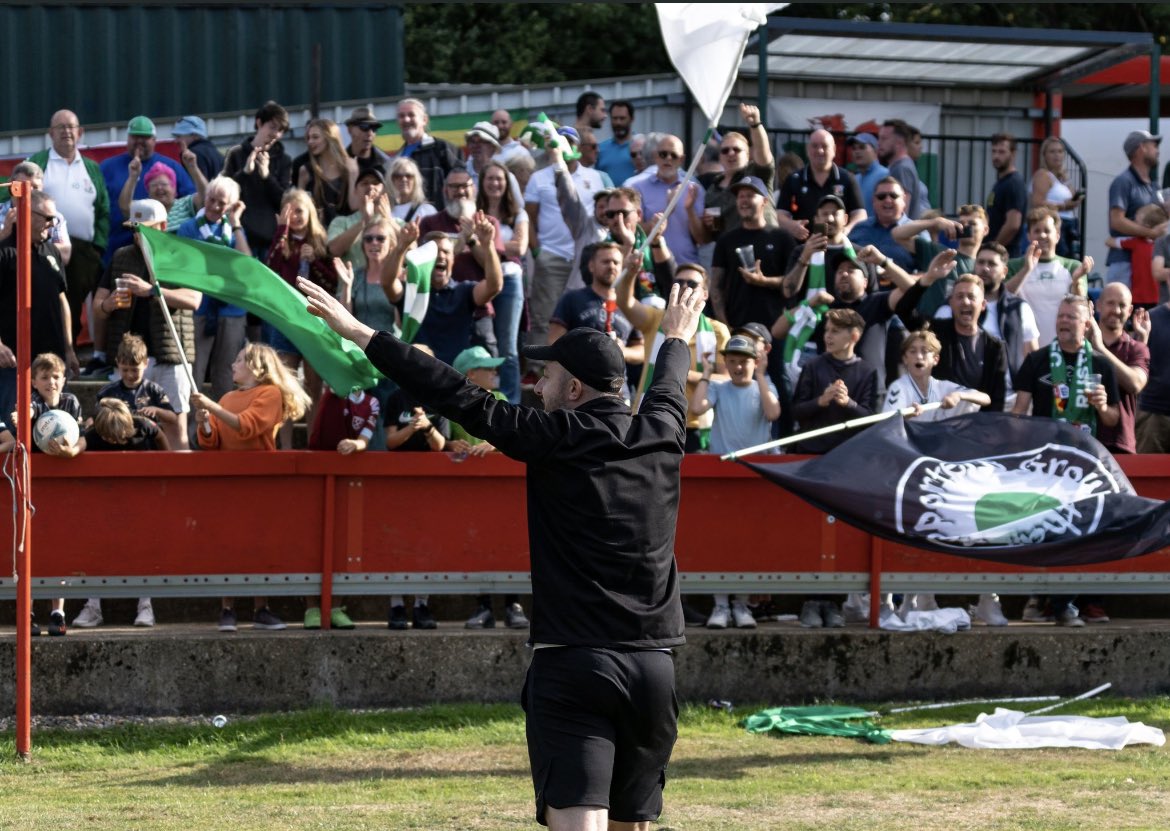 ClucasTWF's tweet photo. @ashsheppard95 come home, @Supporters4RFC and @FCRusthall are waiting! You know it makes sense #Rustics https://t.co/yCsy73CA8N
