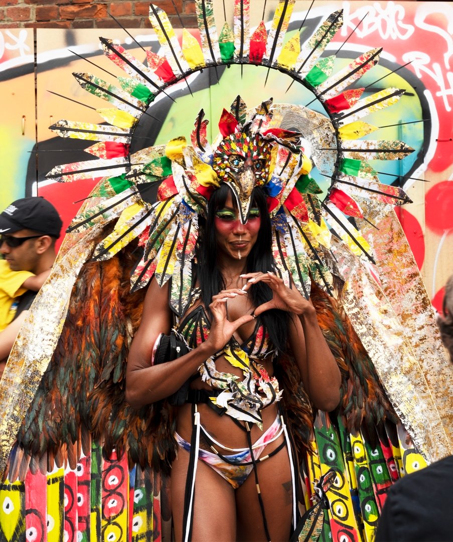 Graffiti is not necessarily the first thing anyone associates with Carnival, but the weekend’s riot of colour was not confined to the revellers.

"Carnival of Graffiti": bit.ly/3pZnVlM  #Read.

#graffiti #Londongraff #nottinghill #carnival2022.

#streetart #spraycanart