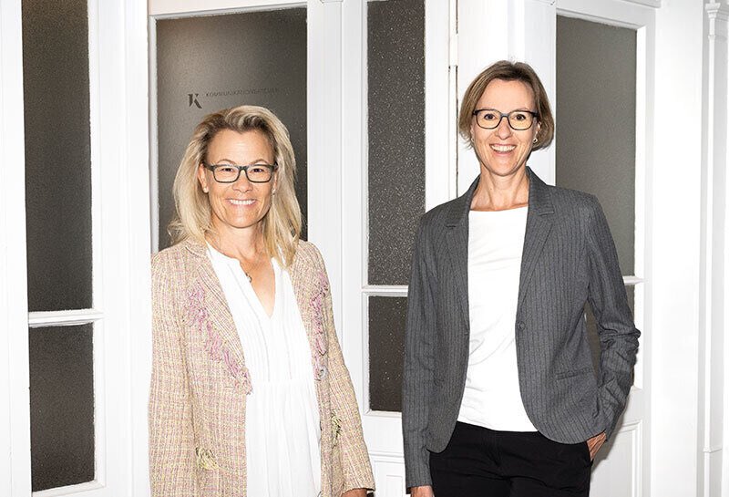 Wir feiern 5 Jahre Kommunikationsatelier! Es macht riesig Spass, im Team und mit unseren Kundinnen und Kunden unterwegs zu sein! Vielen Dank! Auf viele weitere Jahre!! bit.ly/3KvtBNL #zweifrauenagentur #jubiläum #unternehmenskommunikation #kommunikationsberatung