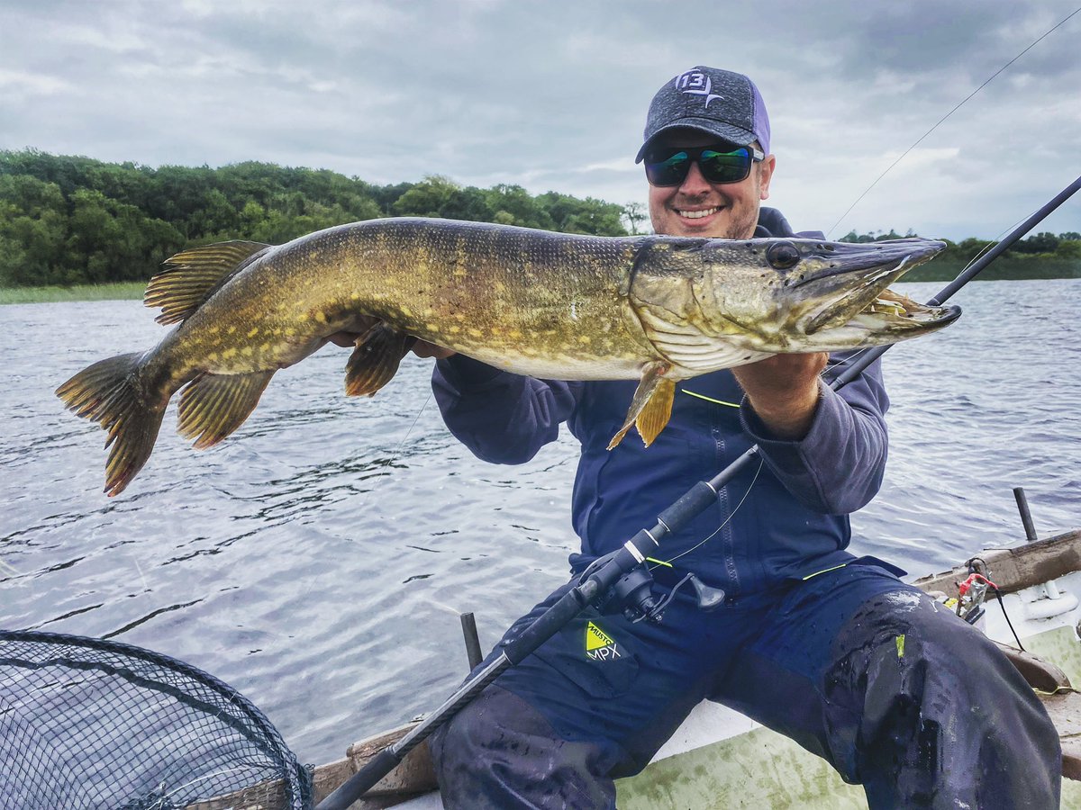 When you have @13fishing with you in the lucky country of Ireland, it’s easy to :

Make you own Luck 🍀 

😉😉😉

#lucky #luck  #makeyourownluck #13fishing #13fishingeurope #pike #myol #brochet #lurefishingclub #bigfish #bigpike
