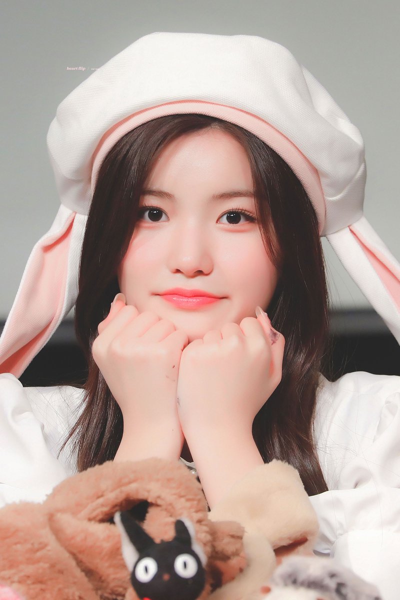 heartflip_kr's tweet photo. 220828 #첫사랑 #CSR #수아 https://t.co/diwanMdCgm