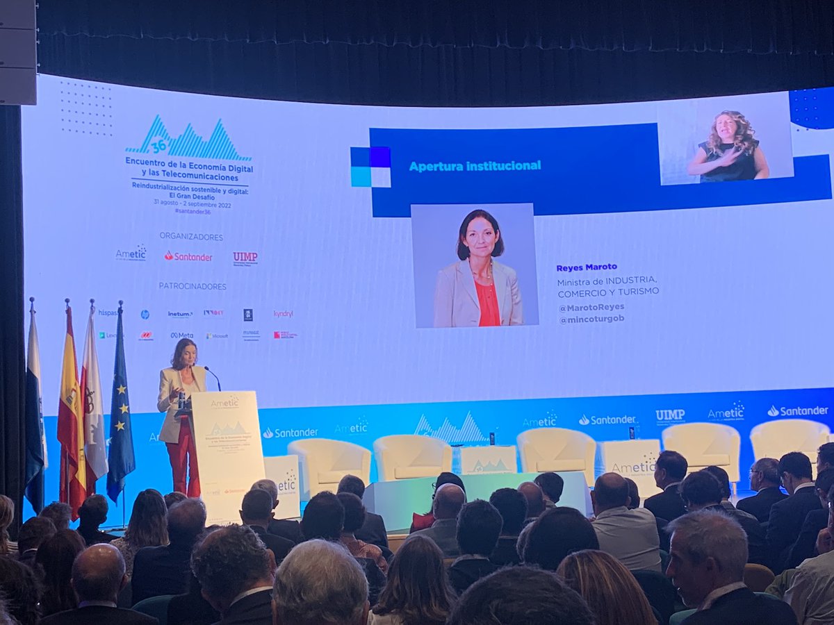 La Ministra <a href="/MarotoReyes/">Reyes Maroto</a>  comenta en su discurso de apertura del encuentro #santander36 que el @mincoturgob ha comprometido a día de hoy 4.800M€ de los 7.000M€ del Plan de Recuperación y Resiliencia que tiene asignados