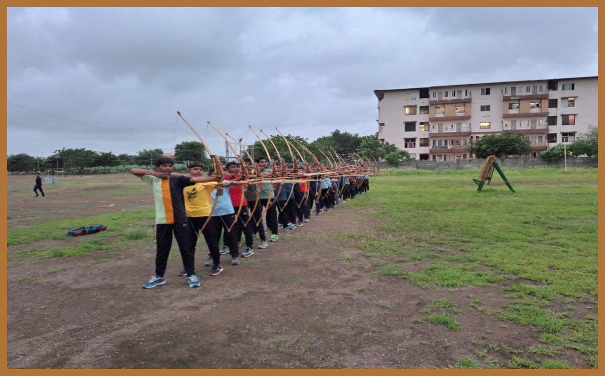 sagofficialpage's tweet photo. Archery does not get difficult or hard to understand until the arrow misses

 #sports #sportsnews #sportsmanagement #motivation #sportsmanagement #gujarat #khelkhelgujarat #ramsegujartjitsegujara #games players #playersclub #gujarat #HelloGujarat #SportsSector https://t.co/0UTWguh1hD