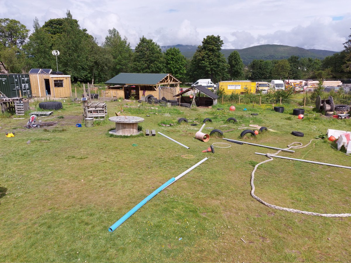 CameronSprague2's tweet photo. Land management is something that we have experimented with since the start in Fort William. Being in the rainiest part of the UK mud is a constant problem. Simply adding paths has reduced foot traffic in problem areas and we now have healthier grass than we have ever had. https://t.co/newgXwizAd