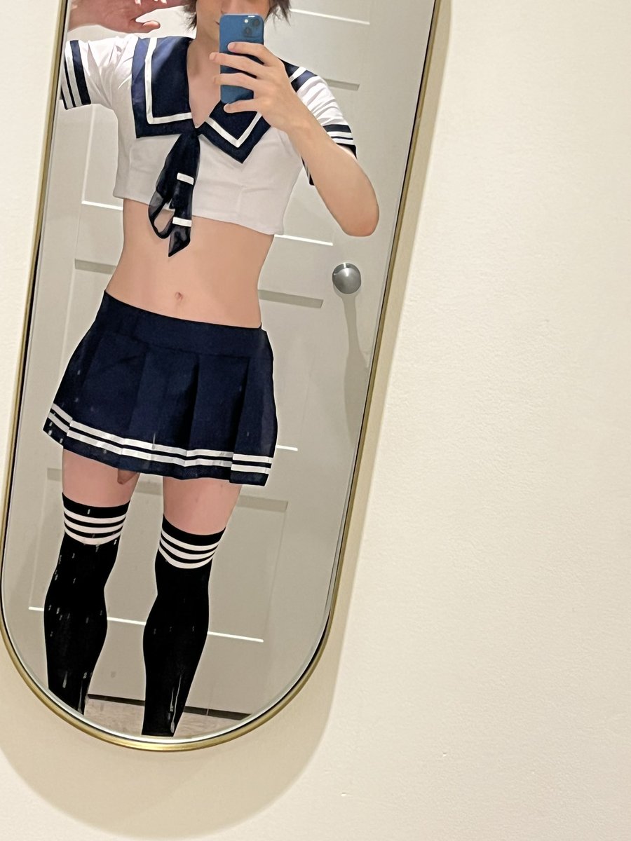 MalcolmJamesLDN's tweet photo. Japanese schoolgirl outfit 😈 https://t.co/fdPI4ojOmb