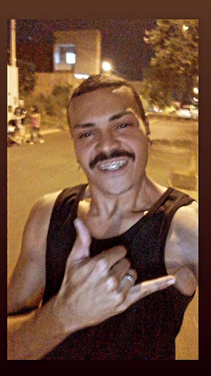 duhbigode's tweet photo. Pretin https://t.co/jvTLKqSFtL