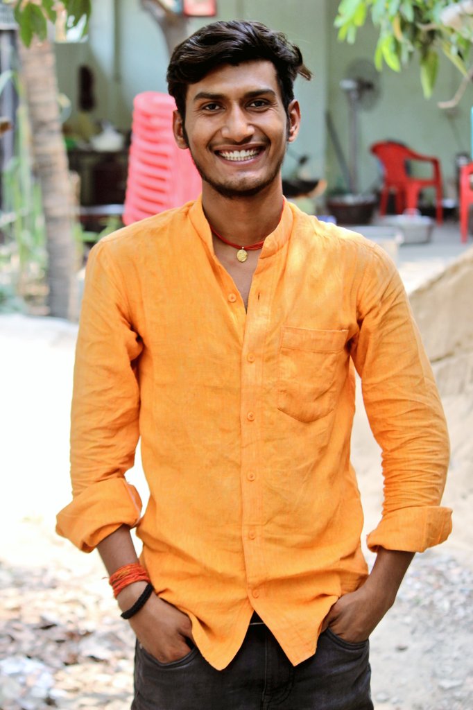 TiwariNikint's tweet photo. शांति की शुरूआत मुस्कुराहट से होती है 😊
#smile for peace ❤️ https://t.co/nnPTVcnaIH