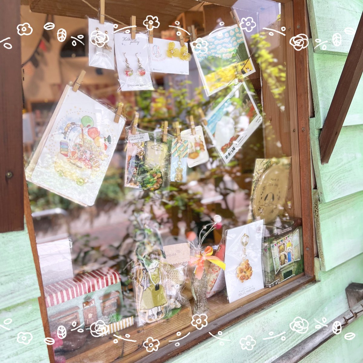 hattif_zakka's tweet photo. こんにちは！今日は窓際スペースに秋らしい作品を集めてみました🌾

そして、本日から当店も参加している京王電鉄スタンプラリーがスタート✨
#井の頭線 沿線の素敵なお店でお得な���典が用意されているので、是非巡ってみて下さいね😉

https://t.co/UtPqFvOeG1

#ハンドメイド好きさんと繋がりたい https://t.co/SJQWf6Qx7B