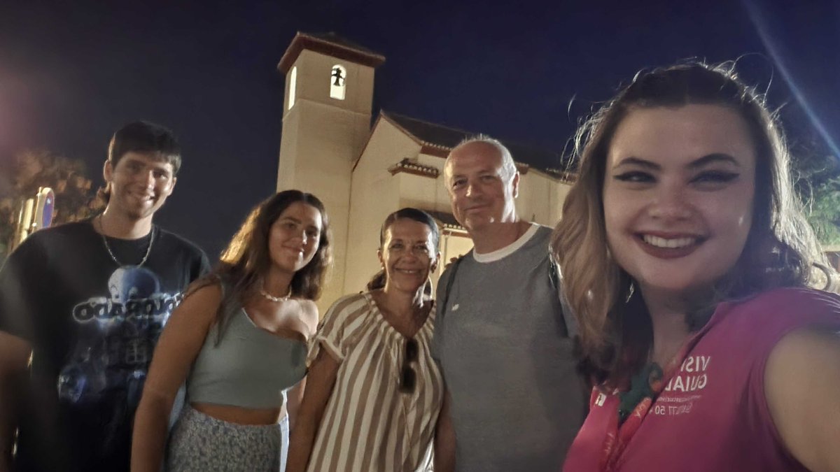 ClaritasGranada's tweet photo. Visitas a la Alhambra, viendo los miradores del Albaicín por la noche, la Granada de las 3 culturas o el conjunto catedralicio. ¡Descubre Granada con nosotros! Busca tu foto📸

#claritasturismo #claritasgranada #granada https://t.co/tlRVwDFvhM