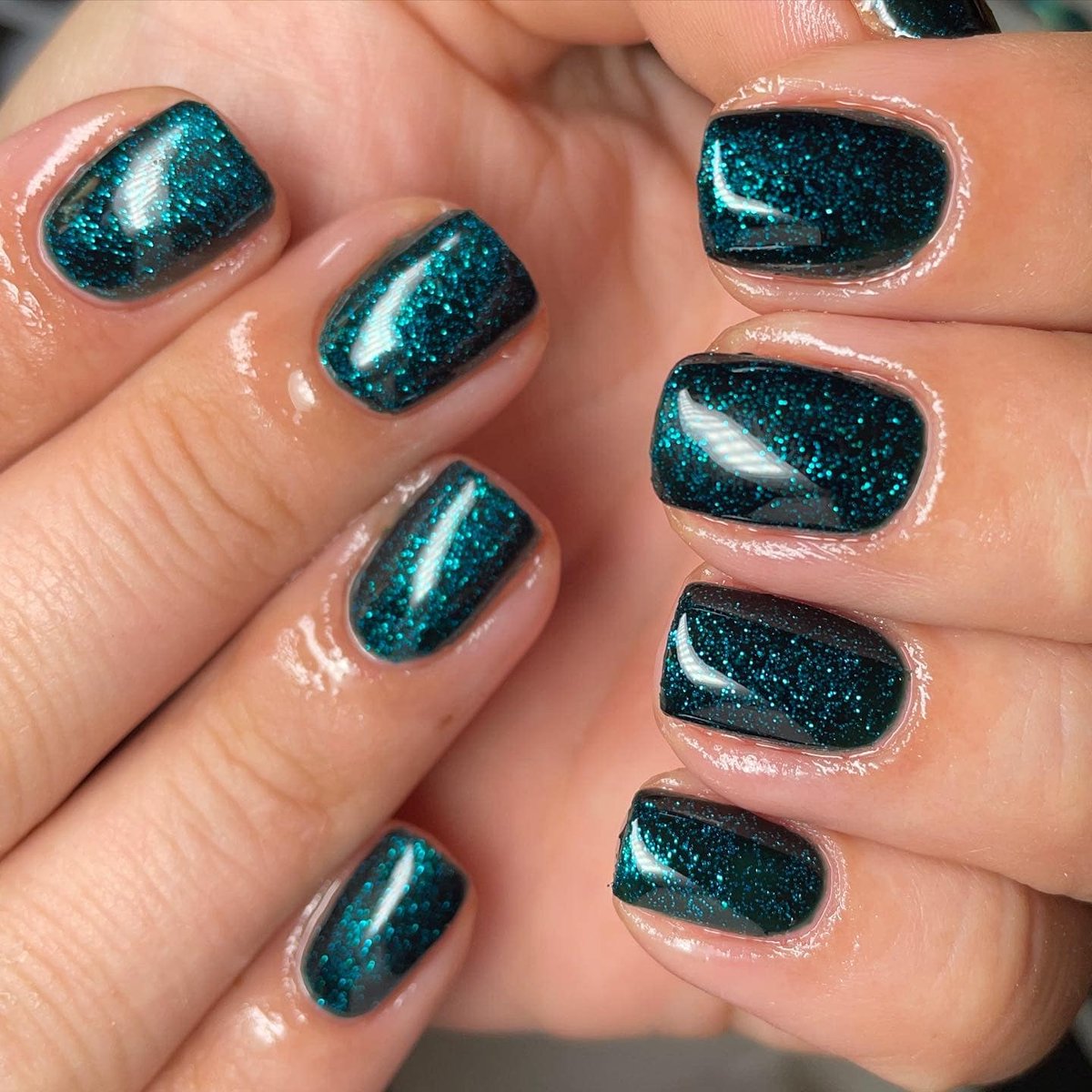 PureNailsUK's tweet photo. Our VIP Nails By Shelley showing off one of our new Cosmic Collection colours in the shade Neptune😍 Obsessed! Launching on our website this Friday! 
⁠
#halogelpolish #purenailsuk #halo #gelpolish #nails #beauty #nailart #gelnails #nailtech #cosmic #cosmiccollection #neptune https://t.co/81N2Srb4pf