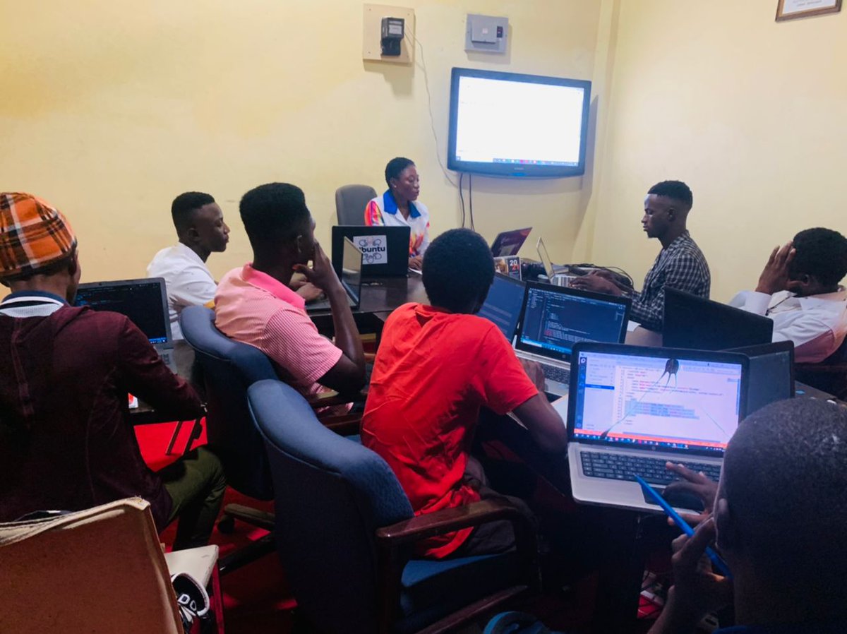 DanielSamura22's tweet image. Website development training @LinkCorporation continues with skills on #htmlcoding #htmllist #htmltables #htmlparagraph