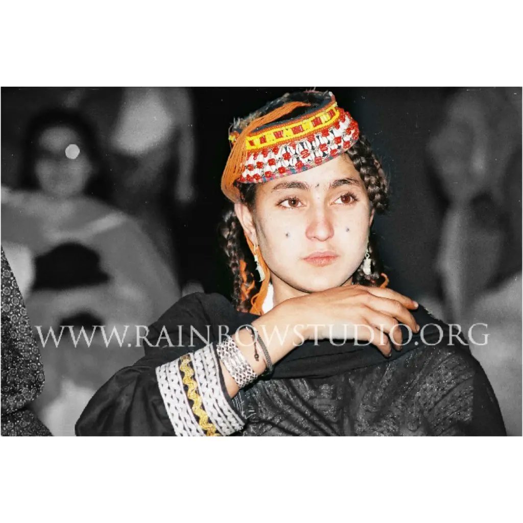 rainbowstudiopk's tweet photo. Beauty of North 💖
Kailash Tribe
 #fairymeadow #karakoramvoyages #kpk #chitral #naturephotography  #tribe #hills #foryou #photography #woman #kailash #kalashvalley #dresses #scene #chitral #kashmir #girl #valleys #deosaiplains #shimmer #kailash #vietnamwhitemarble #mountains https://t.co/axEUKxvpAM