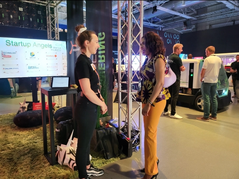 <a href="/eyevi_tech/">EyeVi Technologies</a> enjoyed sTARTUp Day 2022 exchanging with <a href="/tehnopol/">Tehnopol</a>, Tesla and many more. 

The biggest moment for us was the great speech of our Founder and C.E.O Gaspar Anton. Follow the link below:

lnkd.in/eriZphDg 

#startupday #eyevitech #startupdayfest #startupdayfest22