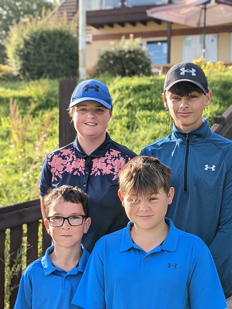 GlynAbbeyGC's tweet photo. Team Glyn Abbey. Two out, two waiting for the off! #juniorchamp #golfjuniors https://t.co/pnyD0FxIo7