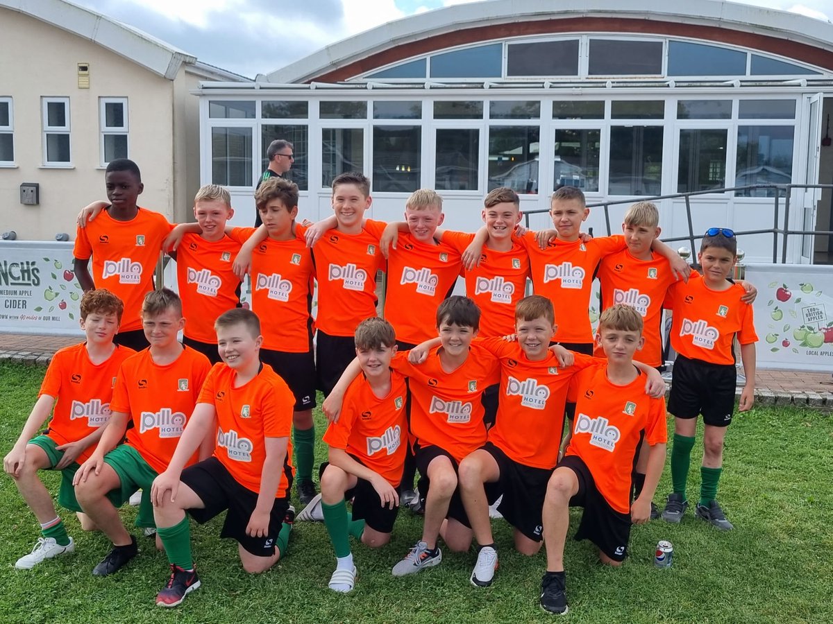 We were delighted to sponsor the training kit for @SkerriesTownFC U13 for their recent trip to Bristol to play @clevedonunited Even with the result not going their way, the lads were looking sharp & by all accounts had a great trip! Best of luck for the season!⚽️ #tour #football