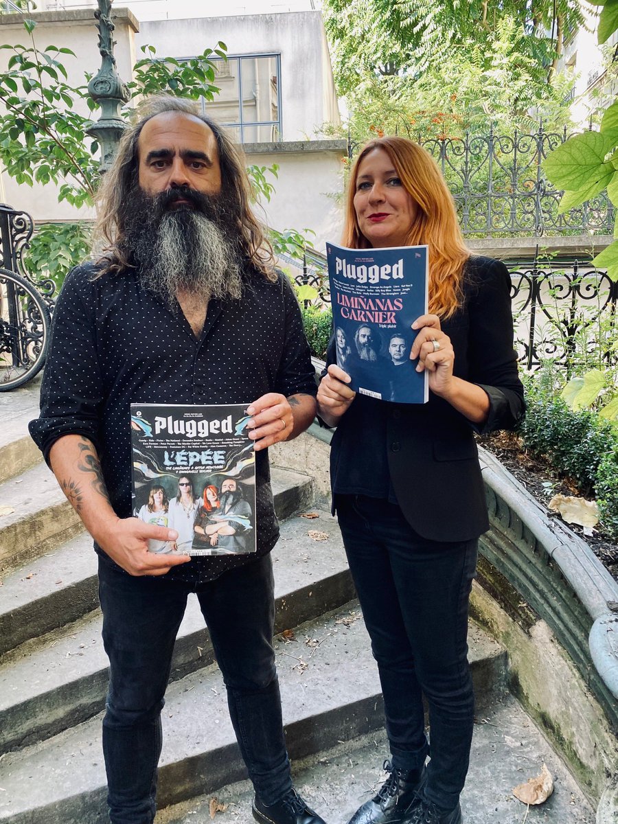 MagazinePlugged's tweet photo. .@theliminanas ont de saines lectures ! Prochainement dans Plugged #PL53 👀🌀 https://t.co/GXCGOLbVbU