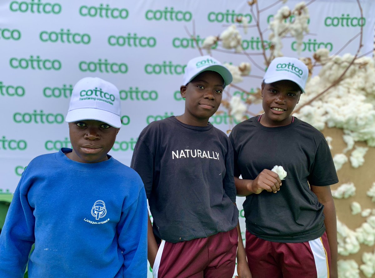 cottcozw's tweet photo. #Day3
Visit our Cottco stand at the Zimbabwe Agricultural Show and stand a chance to win our branded merchandise.
#ZAS2022 #ZimAgricShow #Cottco https://t.co/kF20gO2uMp