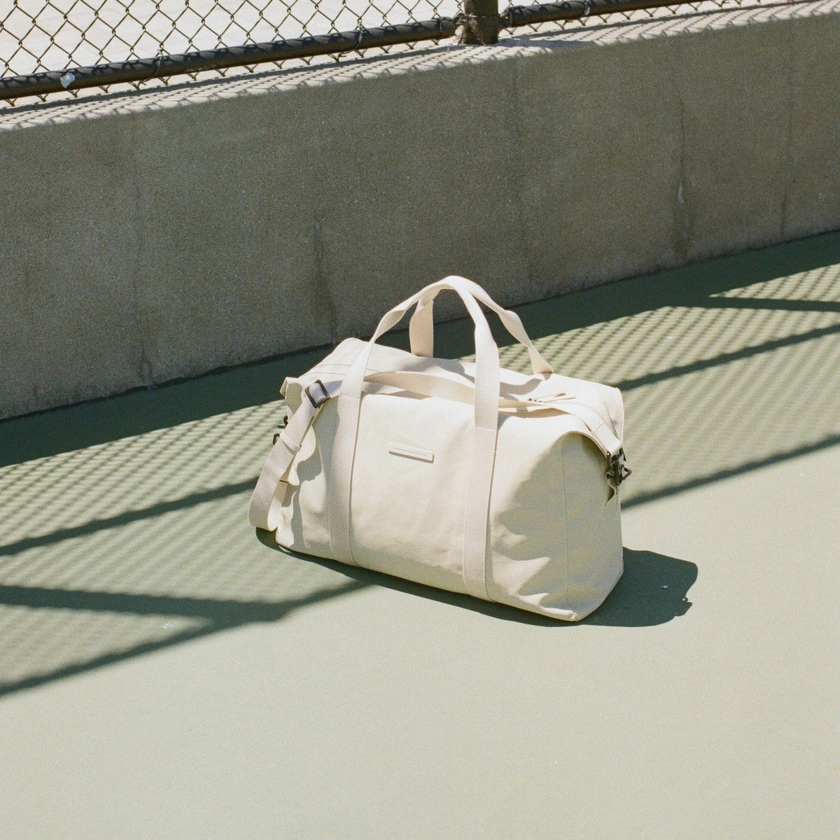 Game. Set. Match…made in heaven. Trust in the Weekender L, a cabin-friendly companion for any type of trip.⁠
⁠
#LetsGoFurther