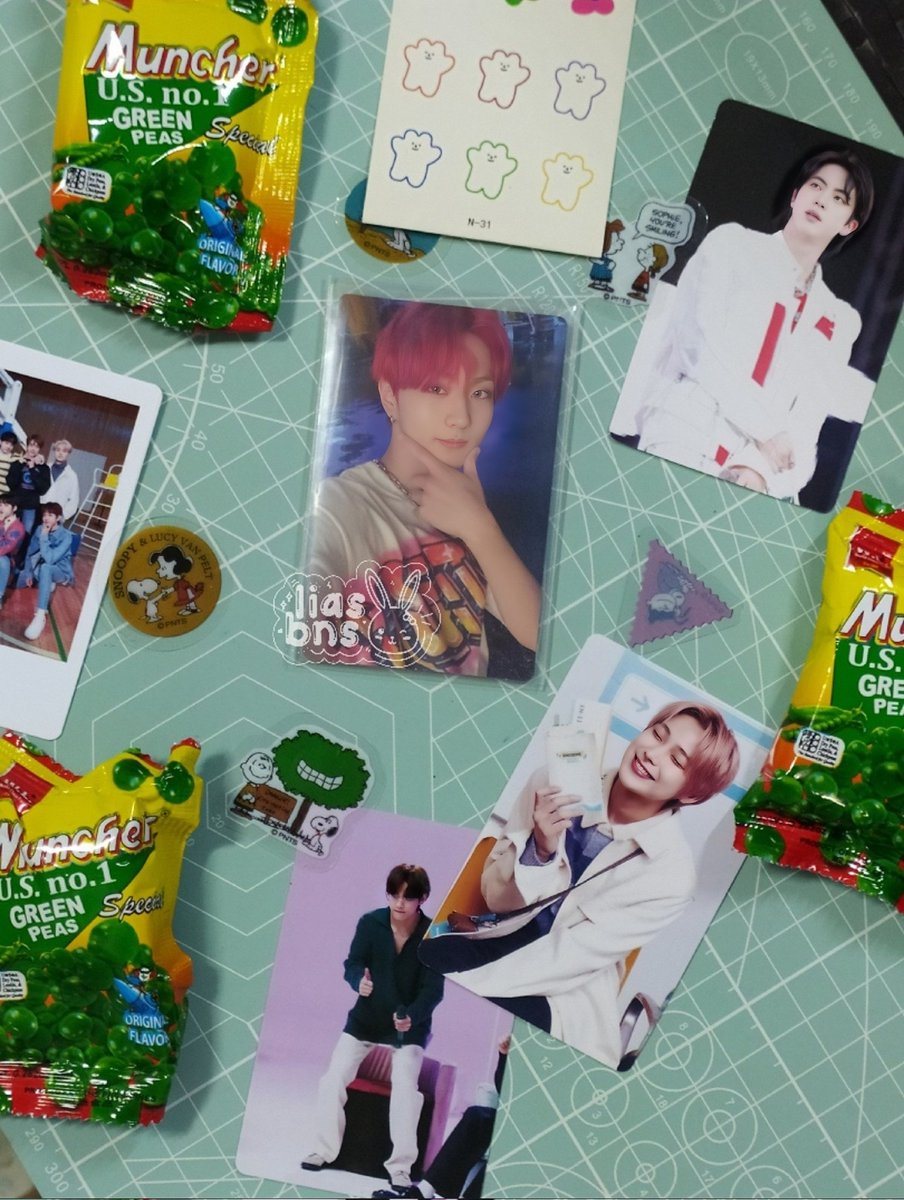 Liasbns's tweet photo. ⋆。˚ ☁︎ love mail from @reventaurus ˚。⋆。
~ Hii @Reventaurus! Thank you so much for trading with me ^^ wonie arrived safely and also thank you for these freebies !♡
⋆。˚ #liastrades ☁︎ #liasmails ˚。⋆。 https://t.co/CQIfUyYk86