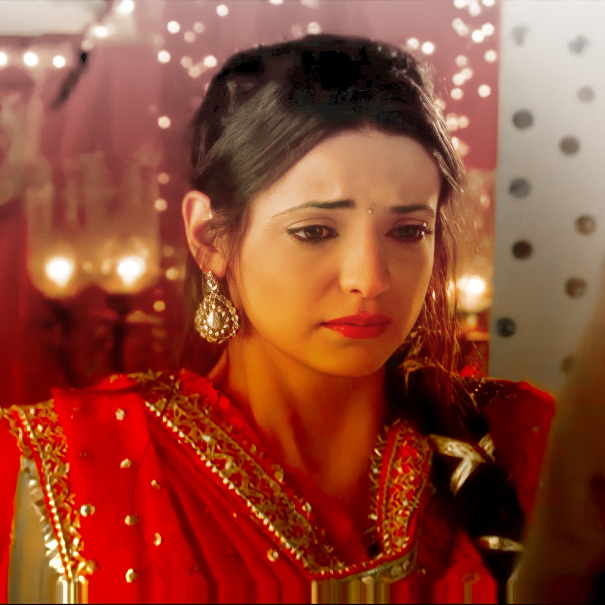 bestofkhushi's tweet photo. #SanayaIrani
#IPKKND https://t.co/kcU2AD5qWW