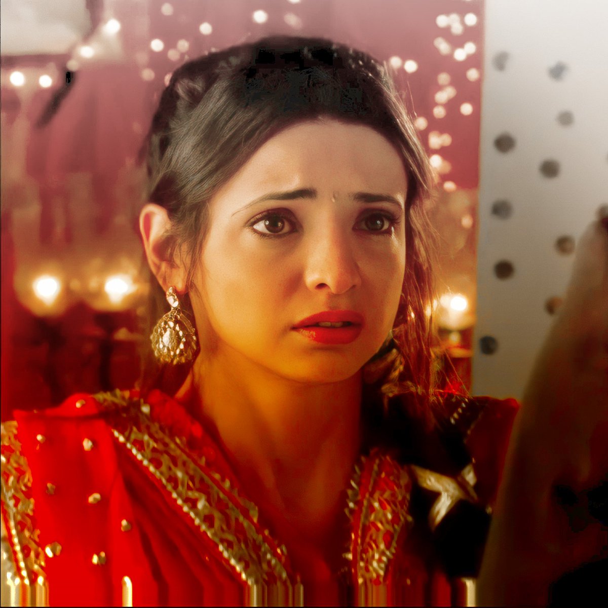 bestofkhushi's tweet photo. #SanayaIrani
#IPKKND https://t.co/kcU2AD5qWW