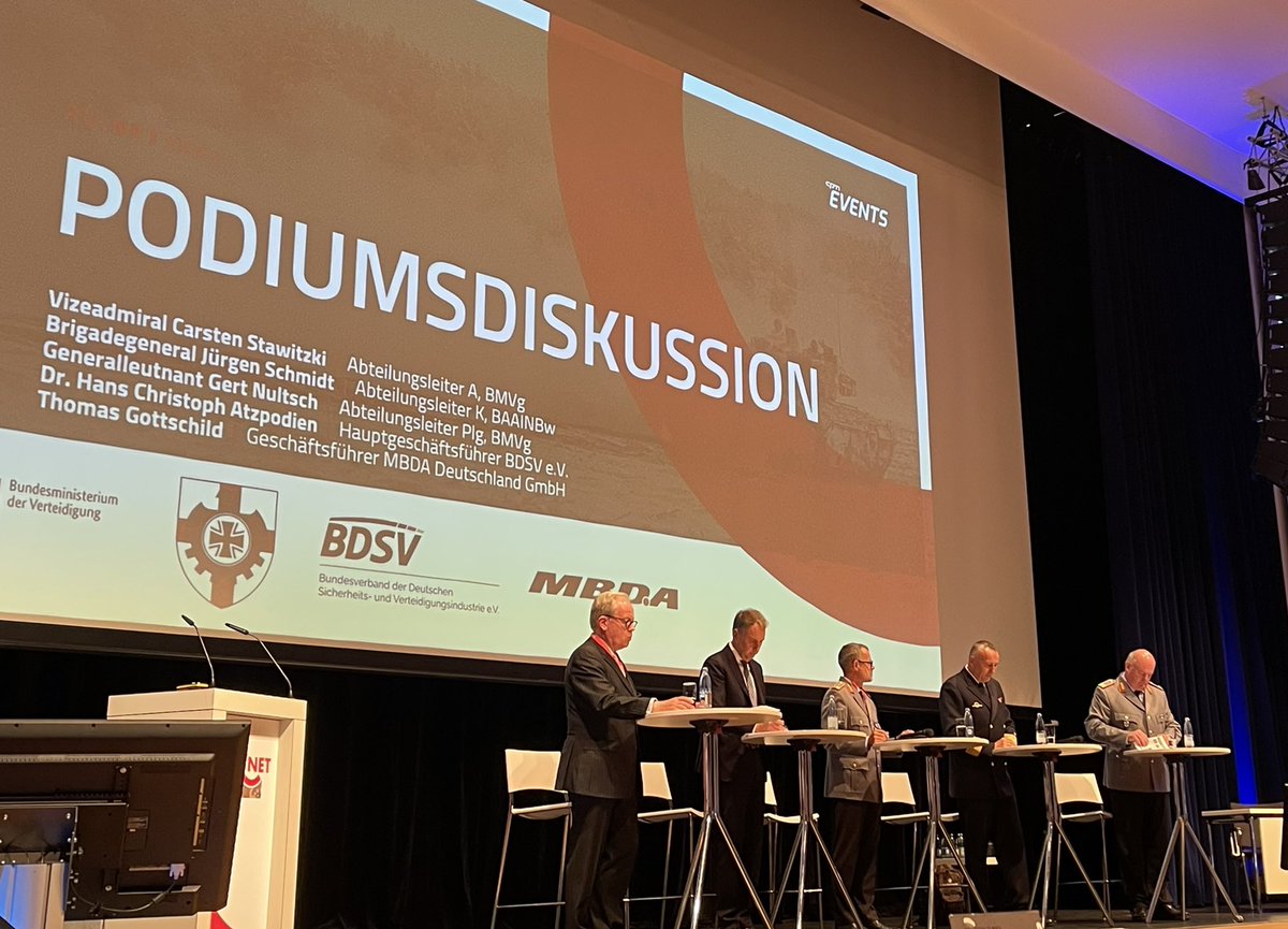 BDSV_Berlin's tweet image. #rünet22
Wir freuen uns dieses Jahr als Aussteller, aber auch als Podiumsdiskussionsteilnehmer an der diesjährigen RÜ.NET22 teilnehmen zu dürfen. Unter der Überschrift „Fähigkeitsprofil der Bundeswehr 2027“ sind wir gespannt auf interessante Vorträge und Diskussionen.