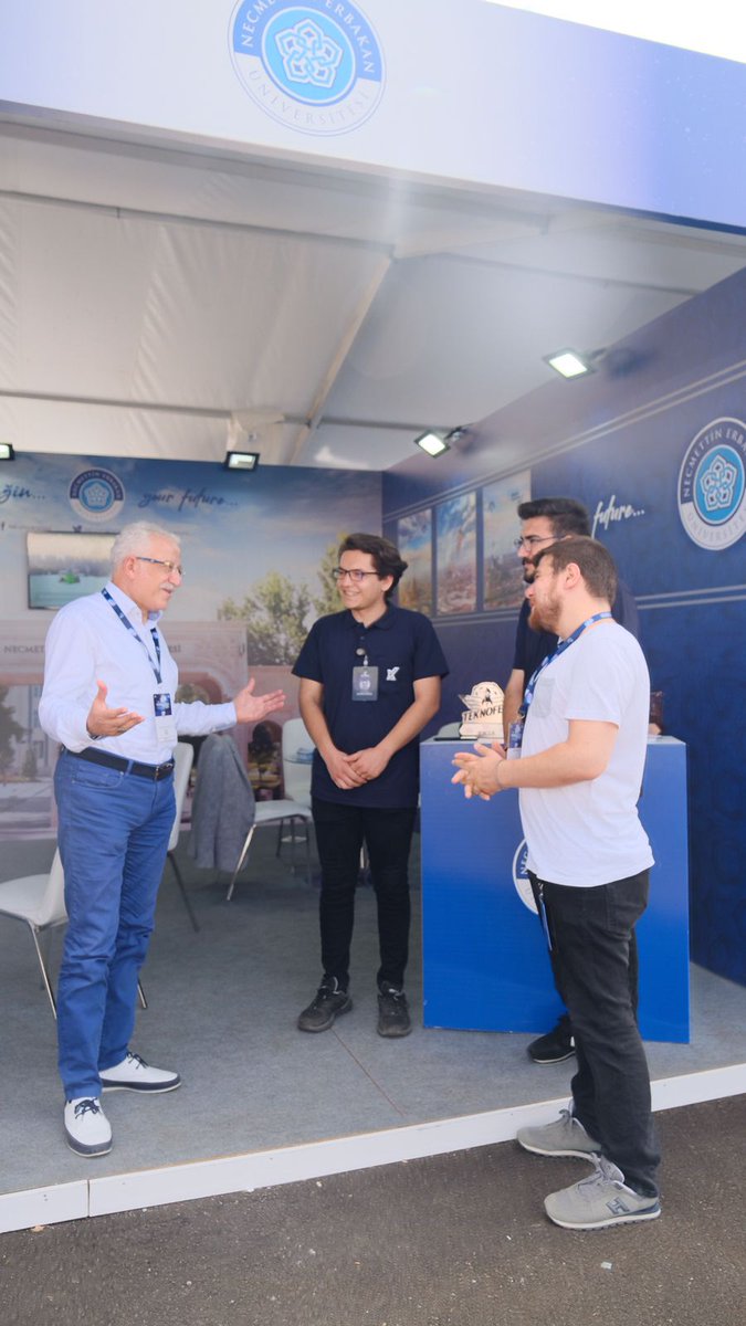 Ayakları yere basmayan, dünyanın en büyük Havacılık, Uzay ve Teknoloji Festivali #TEKNOFEST'teyiz.

Ülkemizin havacılık, uzay ve teknoloji alanında geldiği noktayı yerinde görmeleri, hayalleri olan gençlerimizin heyecanını deneyimlemeleri için tüm vatandaşlarımızı davet ediyorum.