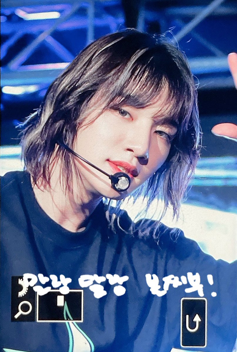 fornohuijun's tweet photo. his INTENSE STARE https://t.co/Q1VJ5L3xeh