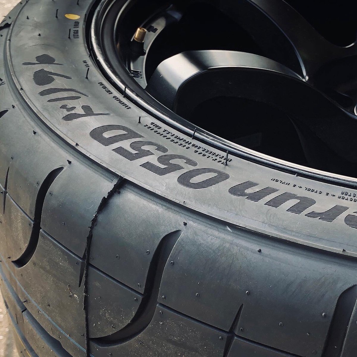 5FIVEXTIRES's tweet photo. formula drift japanから
正式に使用許可がおりました。
@formuladjapan
@LB1993_official
#formuladrift
#driftingtire
#fivextires
#fivex
#gerun
#ファイベックス https://t.co/En17bNMmJi